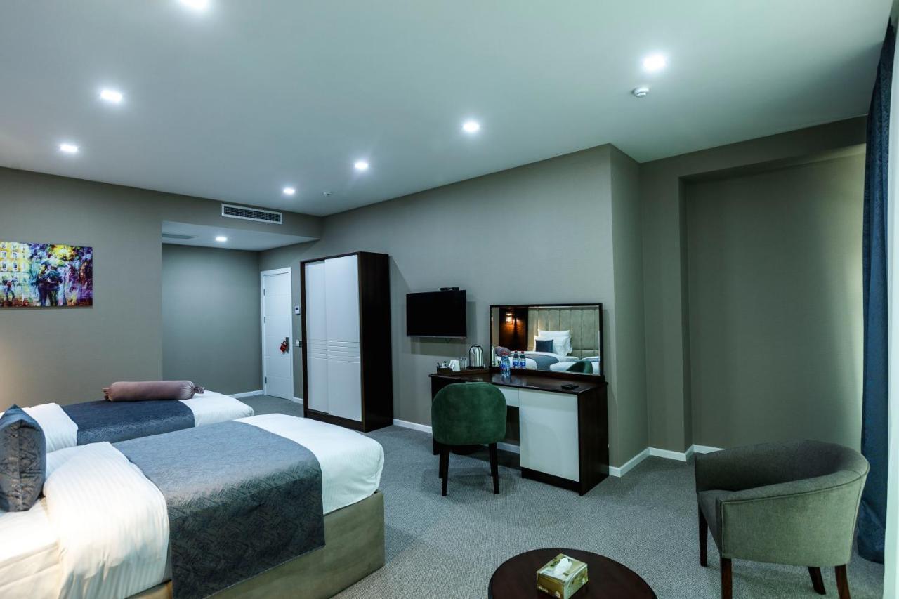 Parallel Hotel Baku Bagian luar foto