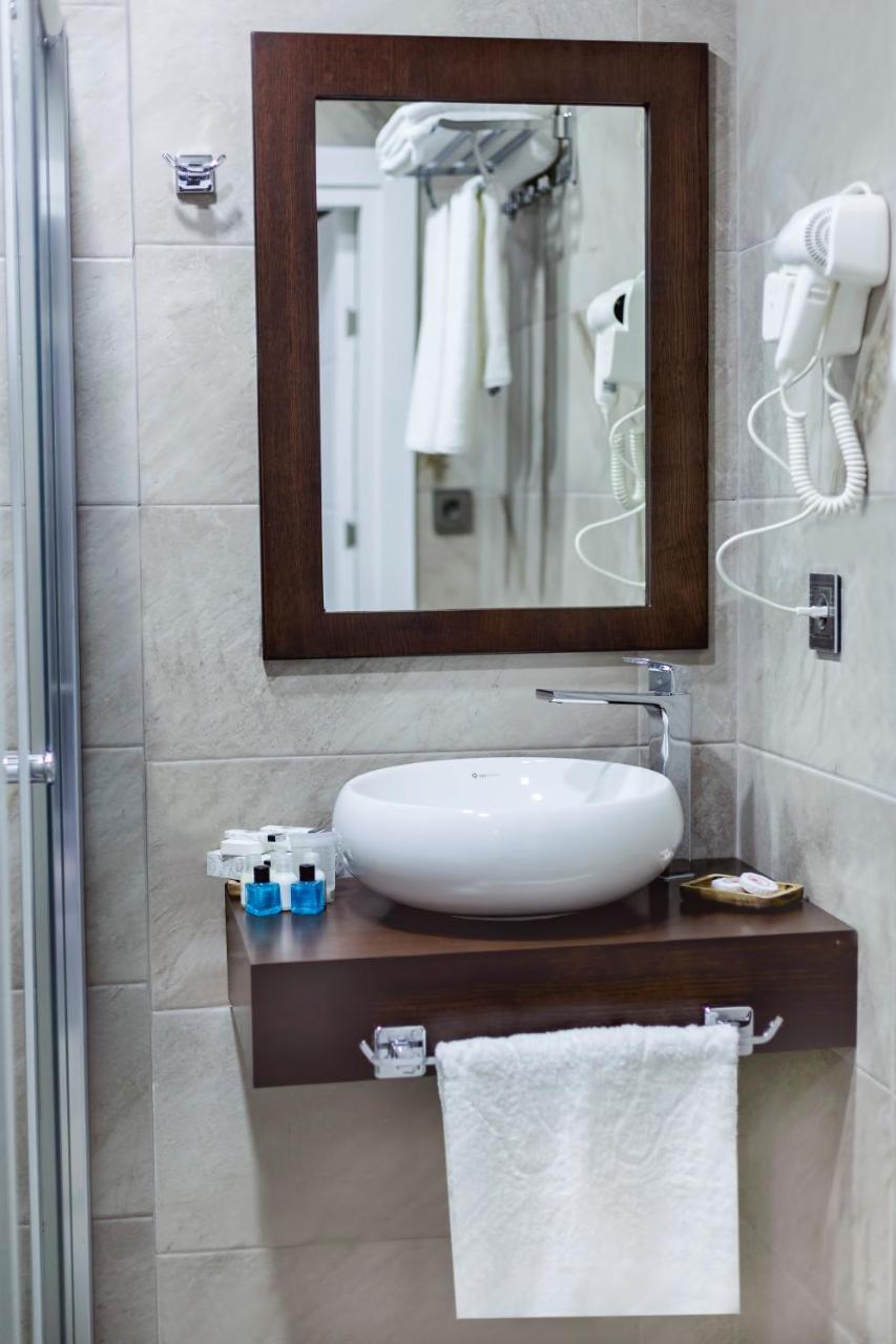 Parallel Hotel Baku Bagian luar foto